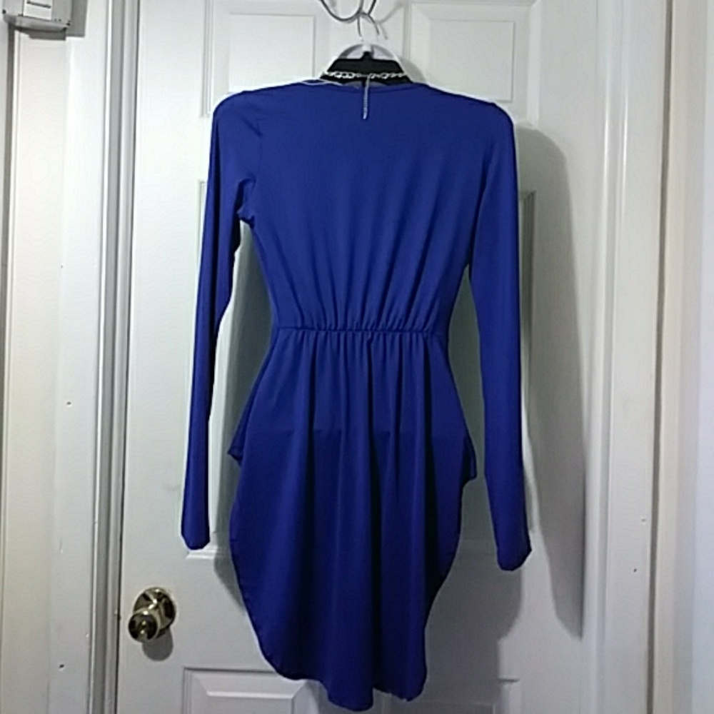 Dress - Picture 2 of 2